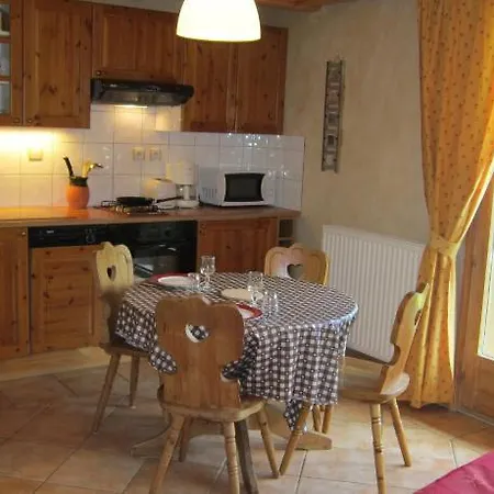 Des Granges Hotel apartamentowy Samoëns