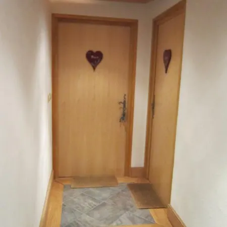 Des Granges 4* Самоен